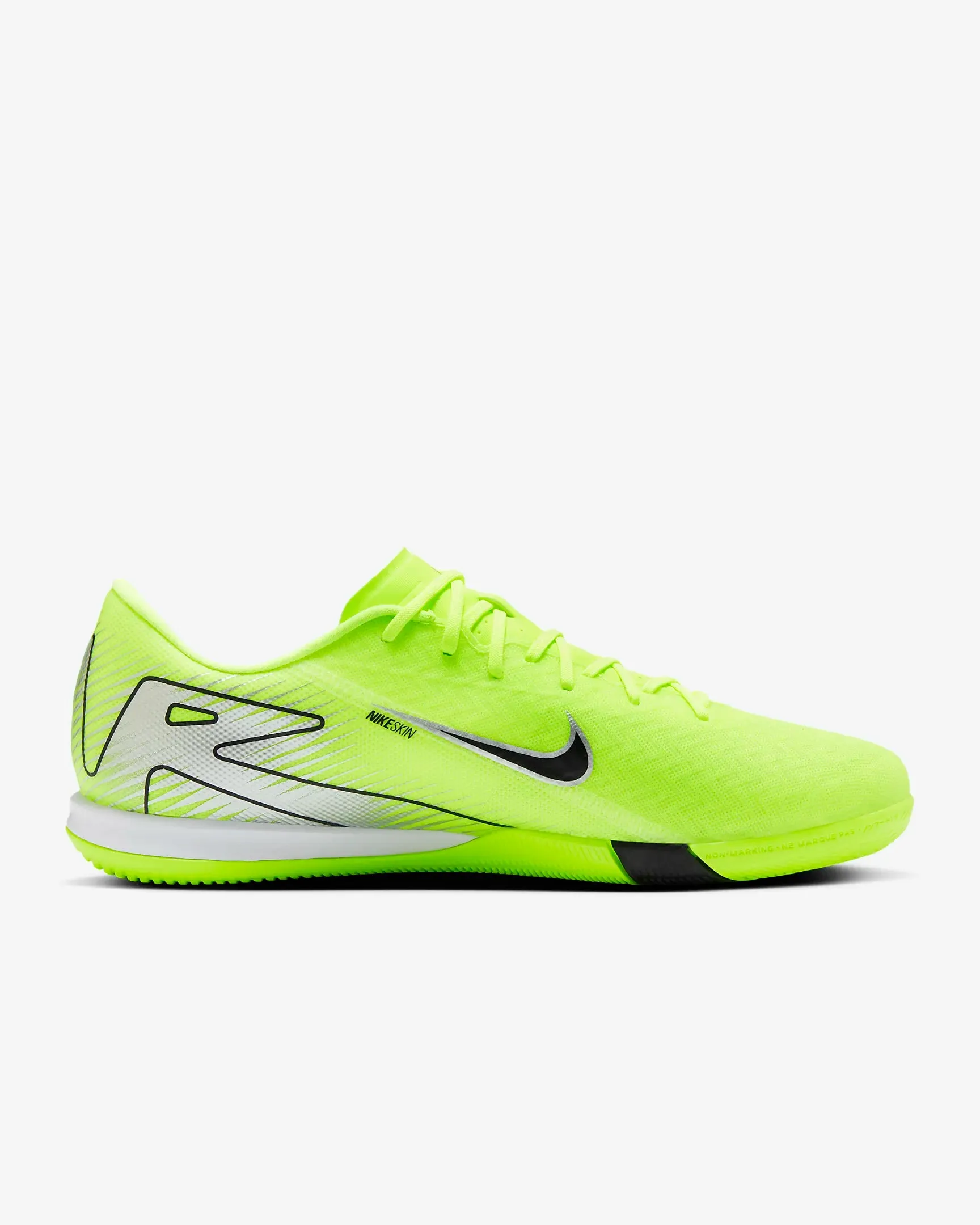 MERCURIAL VAPOR 16 ACADEMY IC Junior Fit Traction Boost