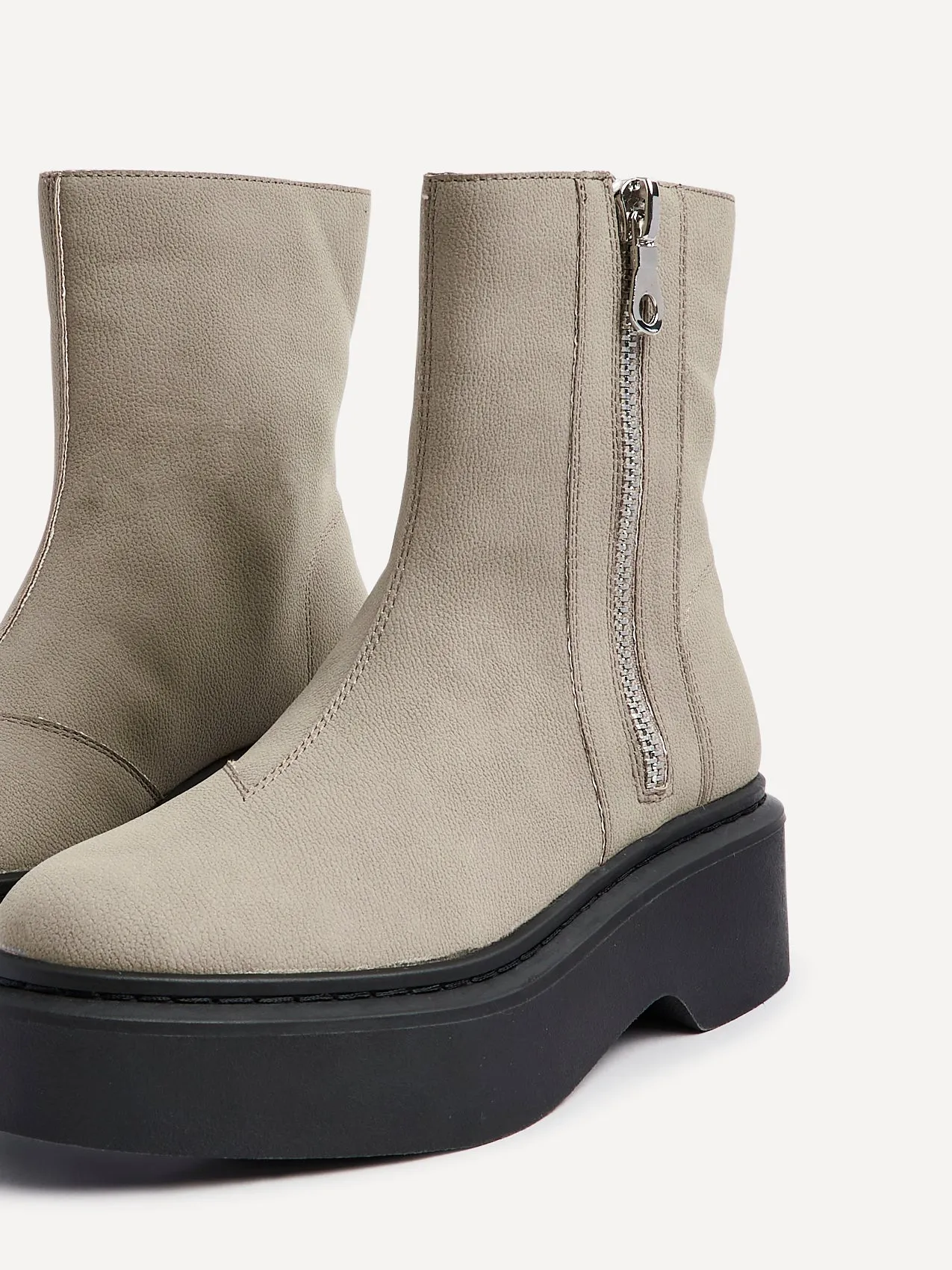 VALLEY Rubber Sole Quick Slip-On