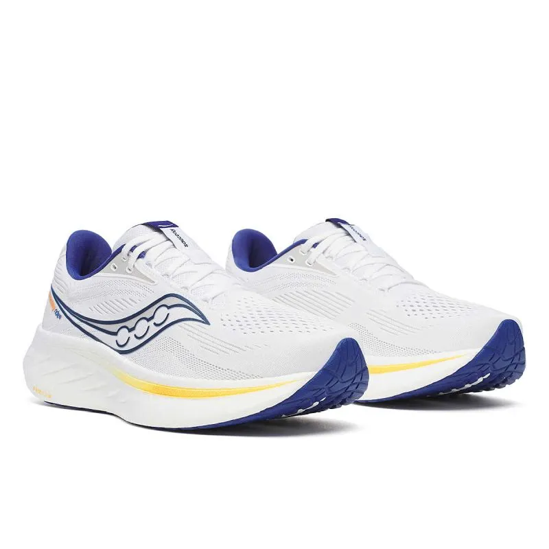 running at night Saucony Ride 18 D Mens Running Shoes