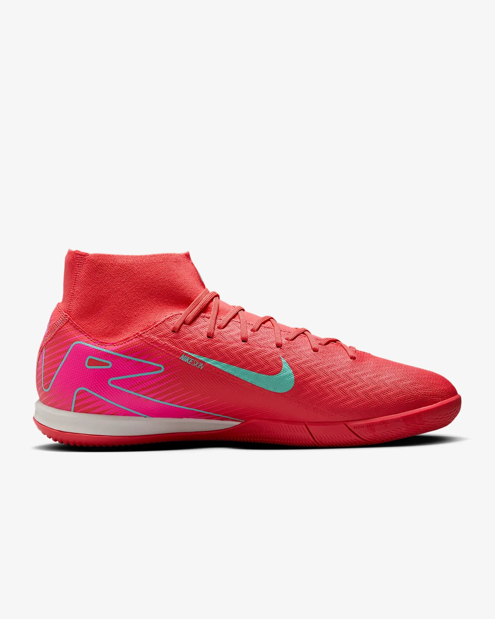 MERCURIAL SUPERFLY 10 ACADEMY IC Sharp Acceleration Defensive Focus