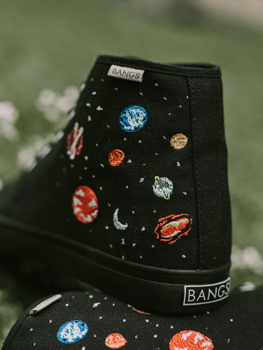 Universe High Top Lightweight Outsole Smooth Lining