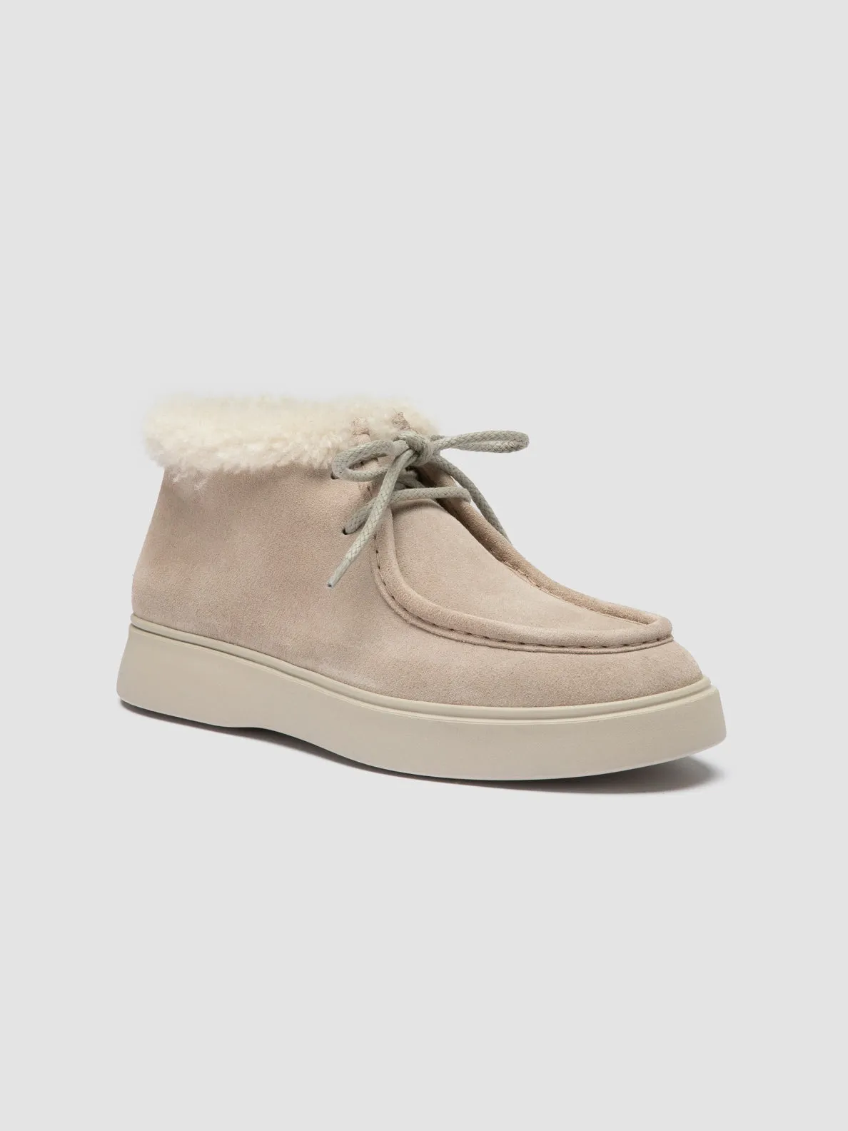 Modern Edge warm glow FRAME 110 - Beige Suede Chukka Boots