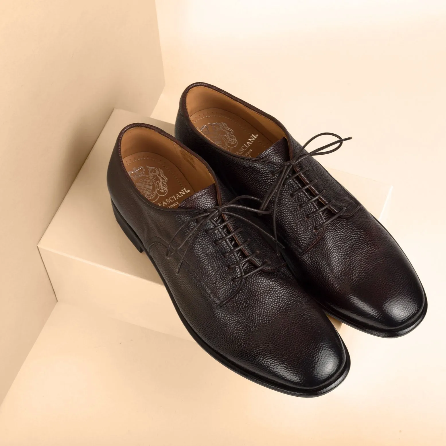 HOMER 89020<br> Textured Derby Classy Step Premium Fit