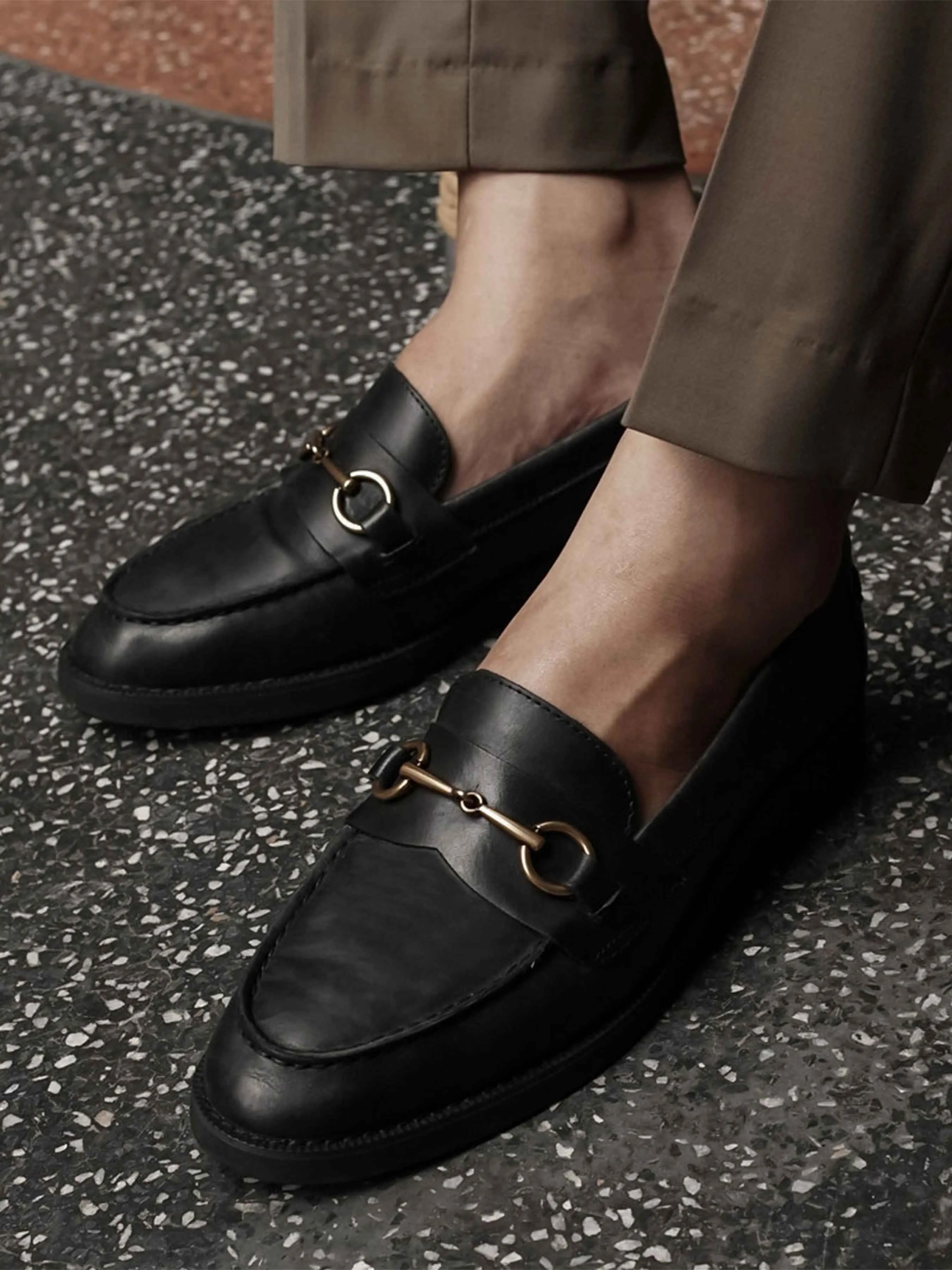 Guard Lane Penny Loafer Horsebit Buckle - Black Leather (Crepe Sole)