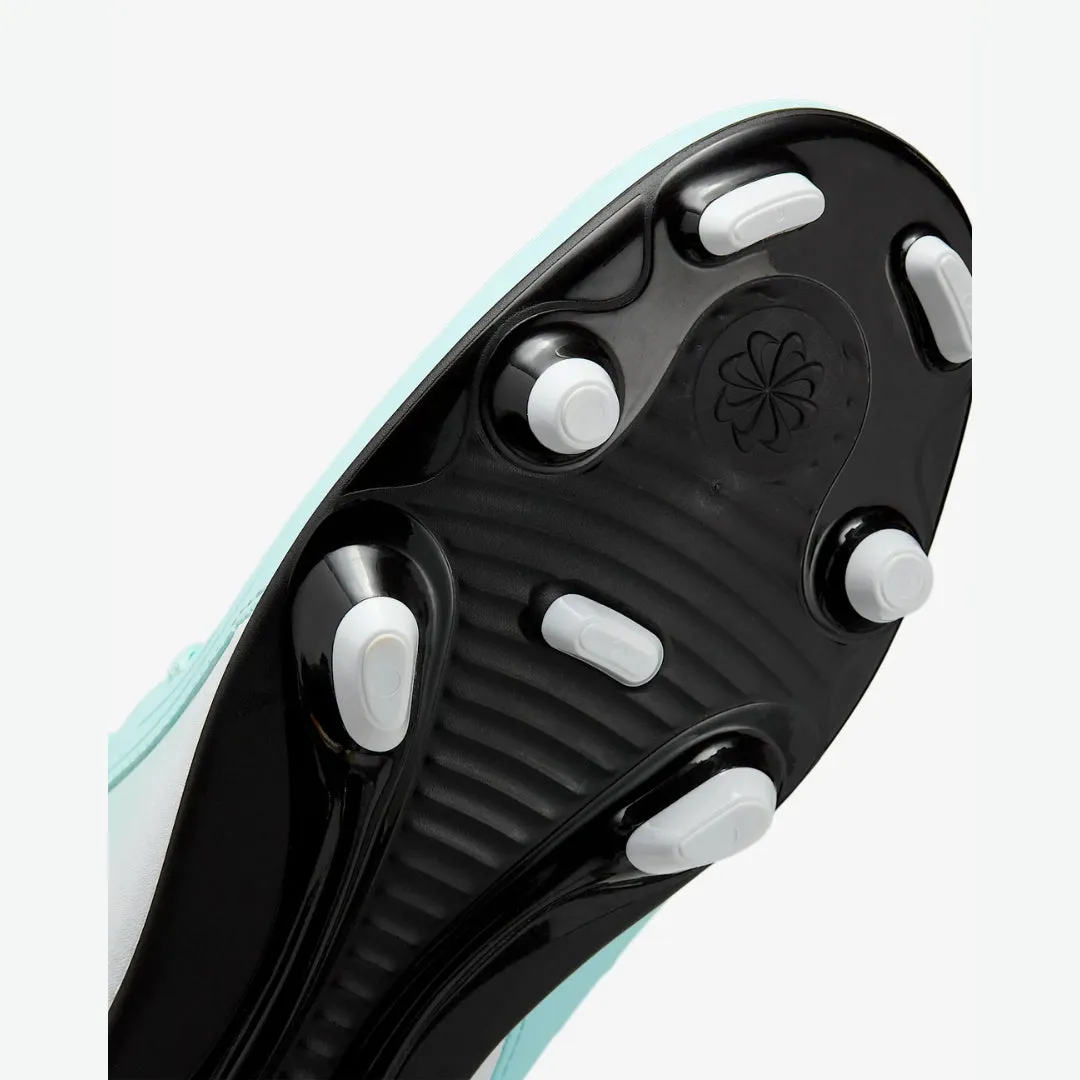 Phantom GX 2 Club MG Low-Top Soccer Cleats Quick Sprint Fast Motion