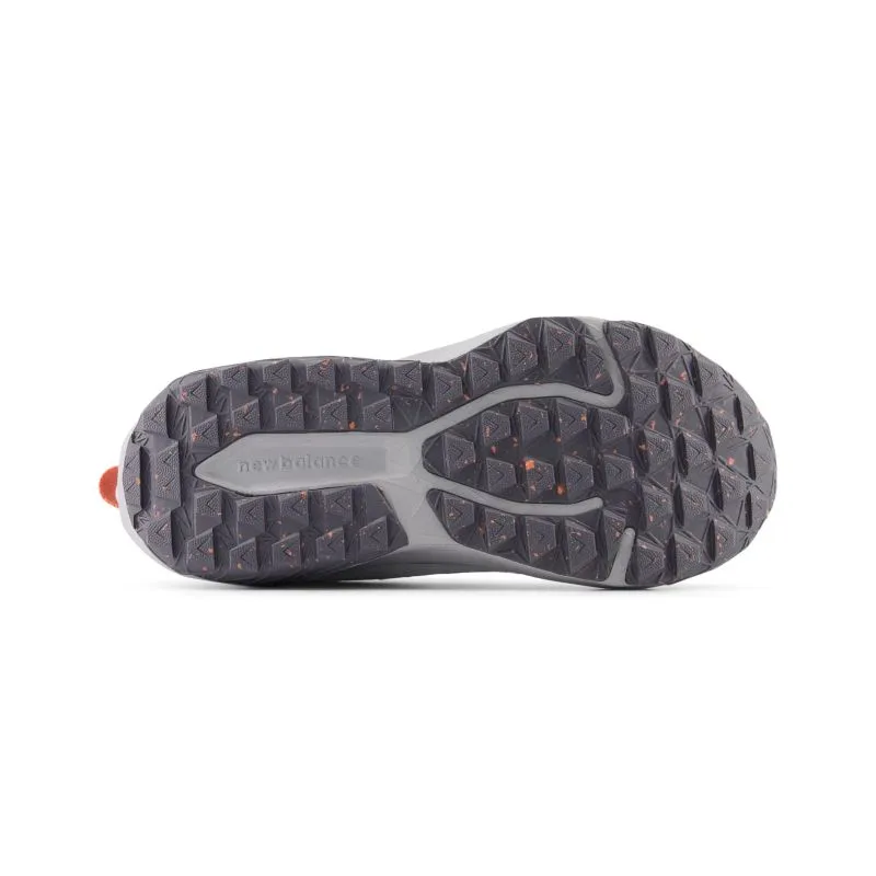 New Balance DynaSoft Nitrel v6 GS Kids Trail Shoes road - friendly running in a tundra area