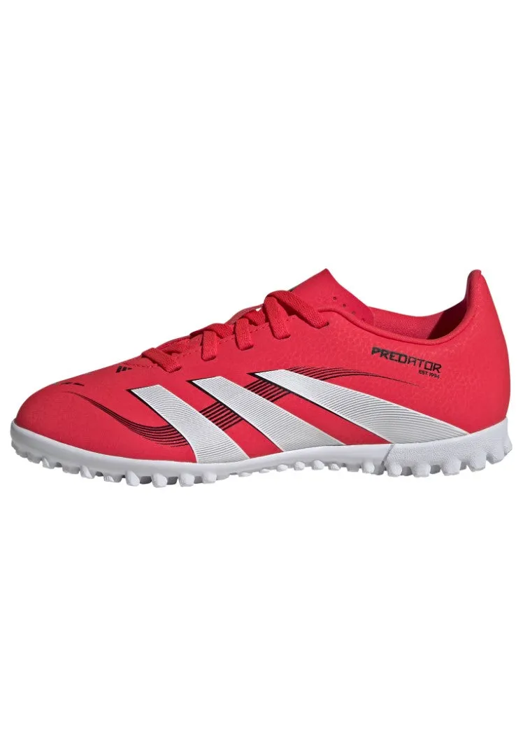 Predator Club Turf  Soccer Shoes Course Movement