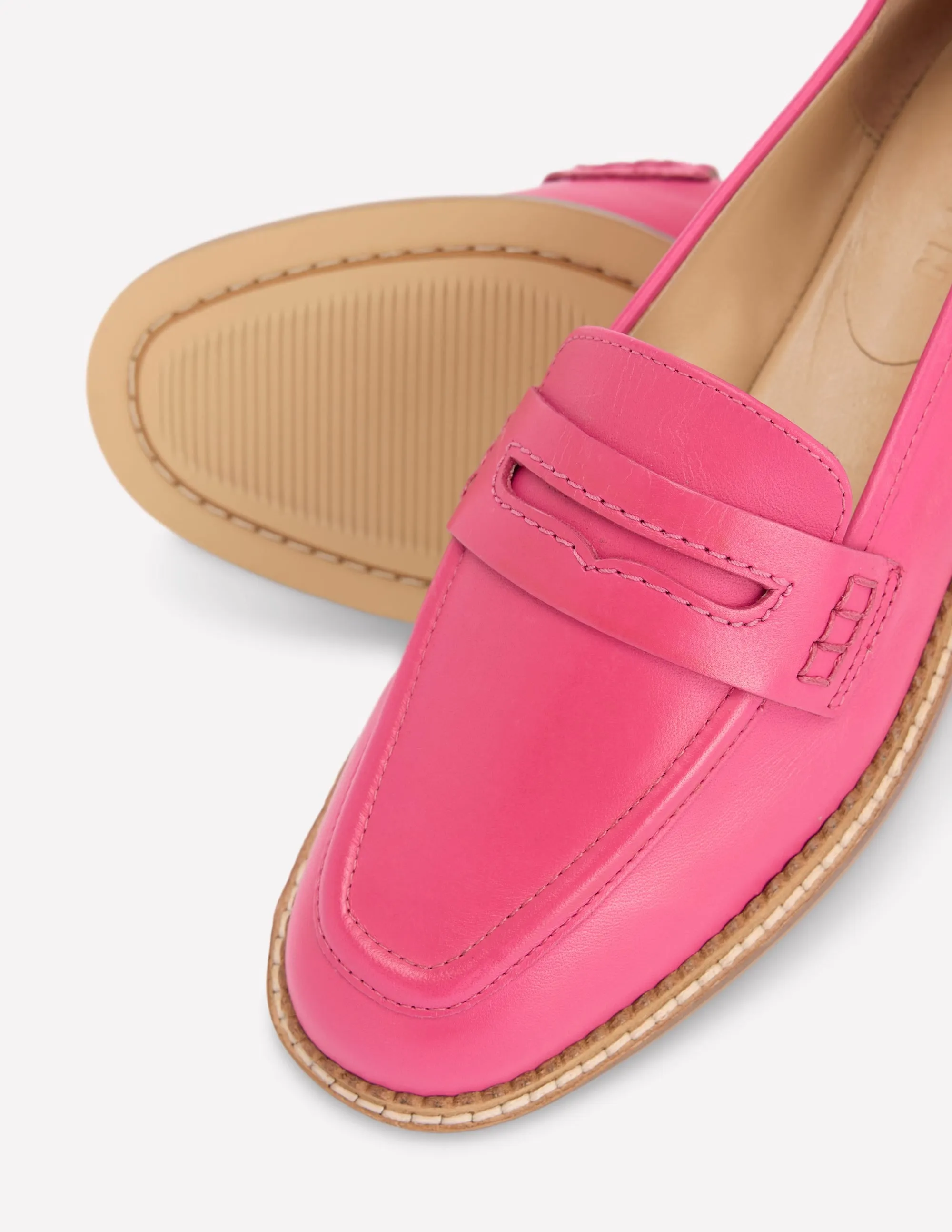 Nya Penny Loafers-Pink Fast Guard