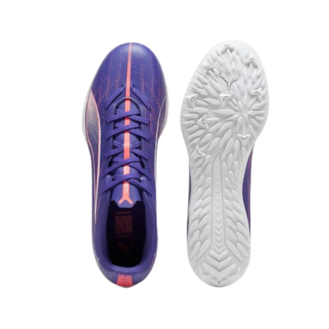 Ultra 5 Play TT Soccer Shoes Fit Design
