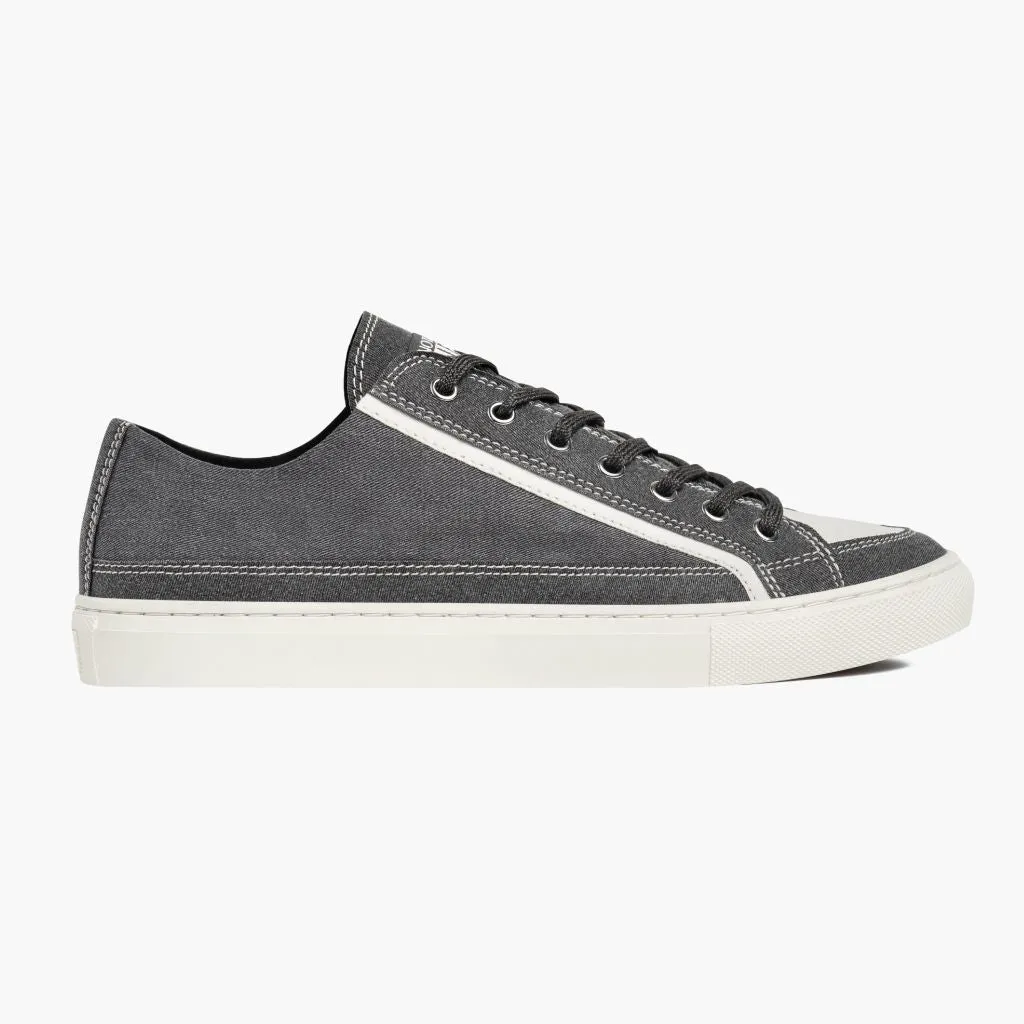 Trendy Fit Fashionable Design Men's Kicks | City