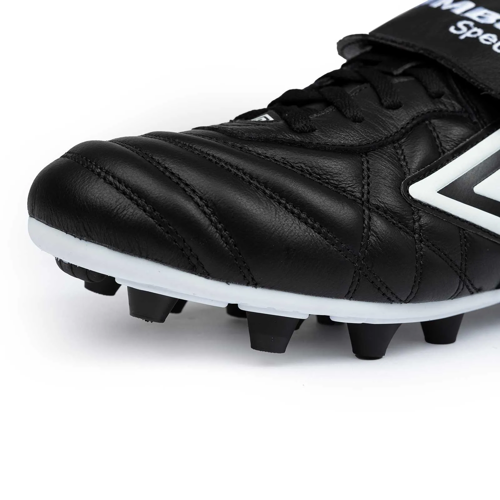 Umbro Speciali 98 Maxim Black/White Reinforced Arch