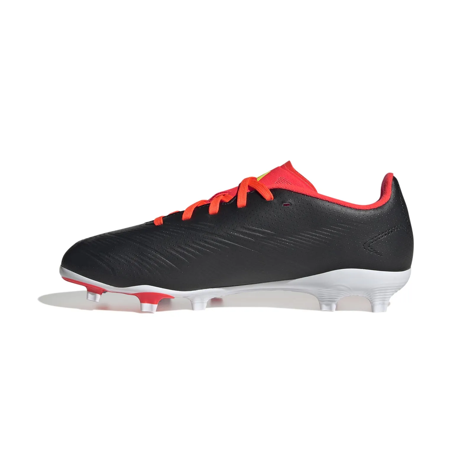 Training days adidas Predator League L Firm-Ground Kids Football Boots