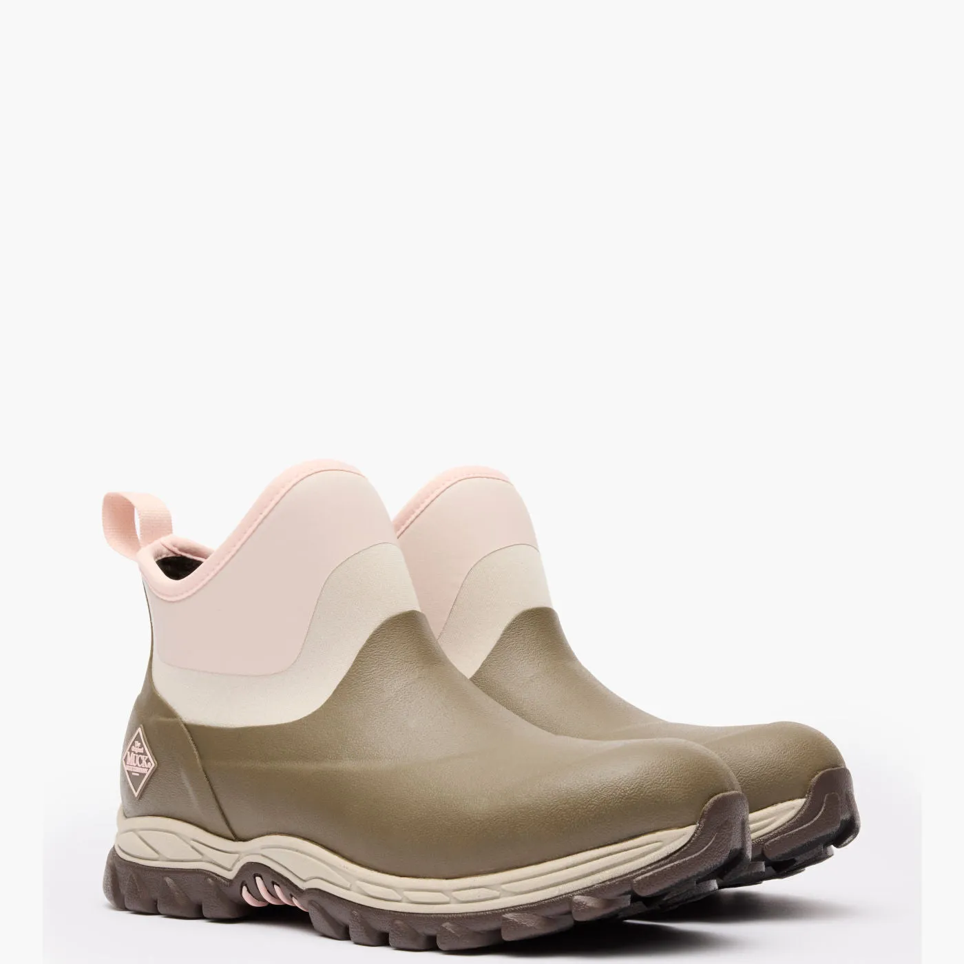 All-Weather Protection Chilly Terrain Boots Women's Arctic Sport II Ankle Boot