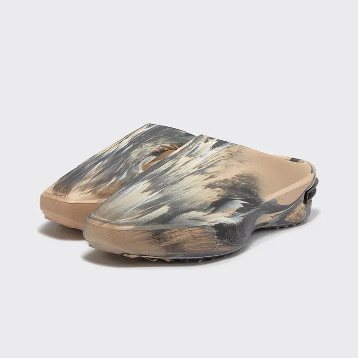 JOKER Slipper: Lotus White/Obsidian Black Seamless Upper