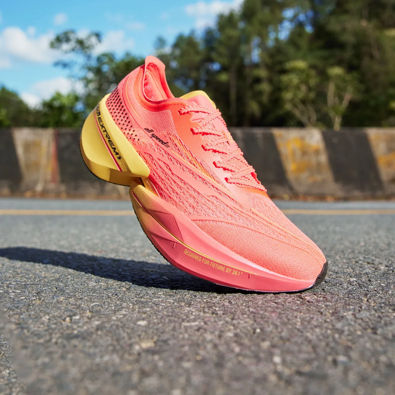 FURIOUS FUTURE 1.5 low-top shoes Race day