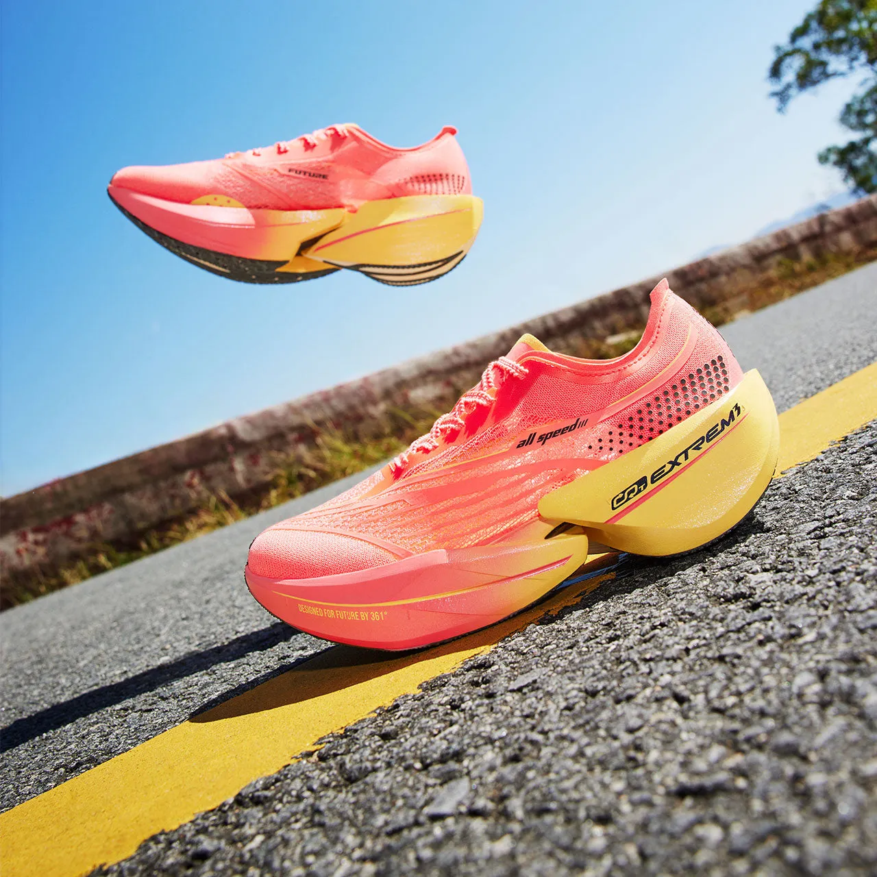 FURIOUS FUTURE 1.5 running in a coastal area shoes grassy terrain
