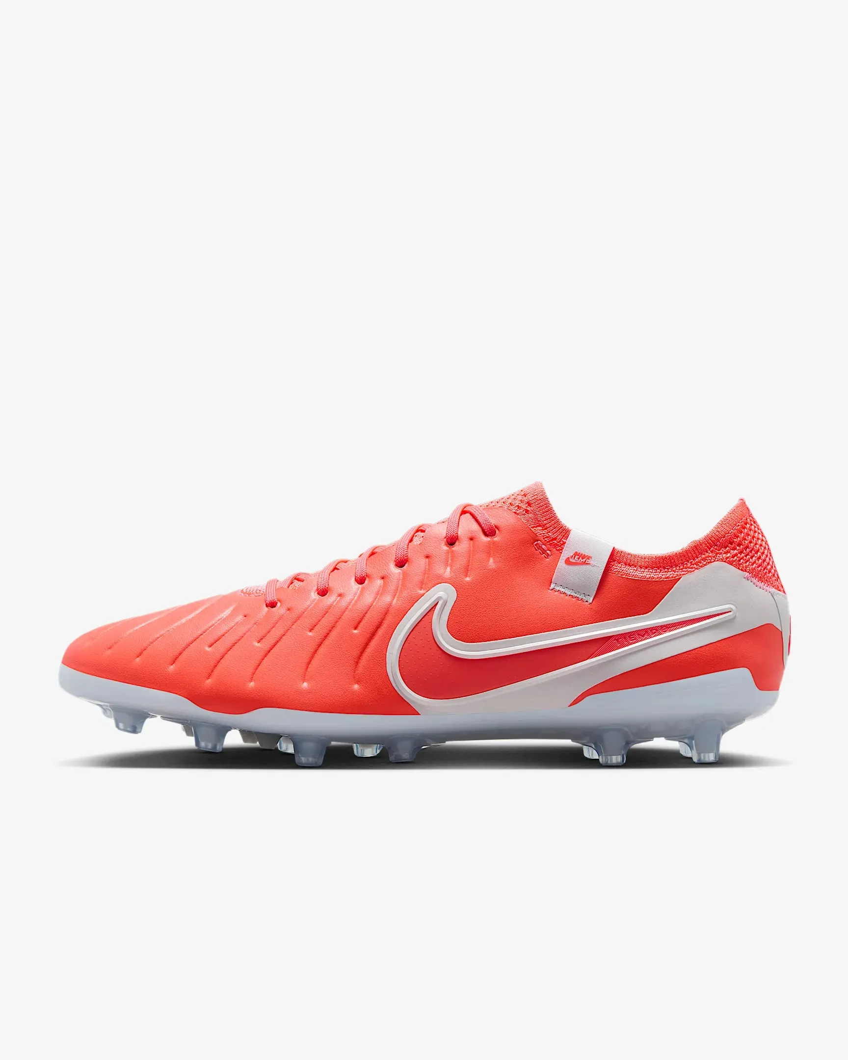 LEGEND 10 ELITE AG-PRO Training Field Game Awareness