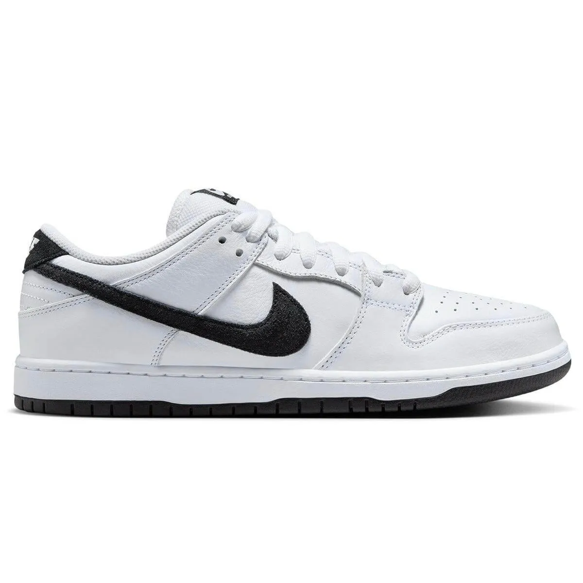 Nike SB - Dunk Low Pro Shoes White/Black Bold Style easy move