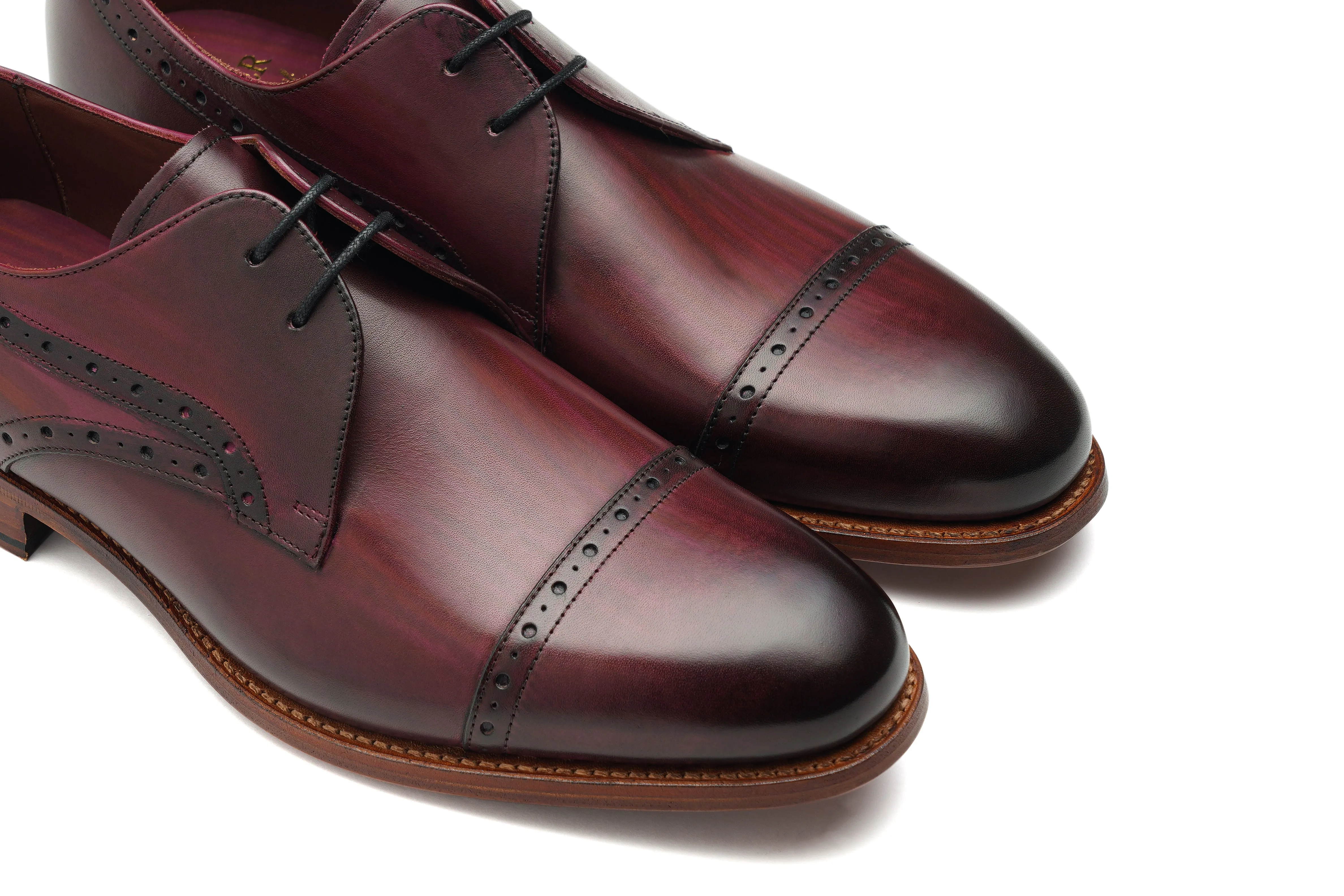 Ealing - Hand Brushed Burgundy Smart Look