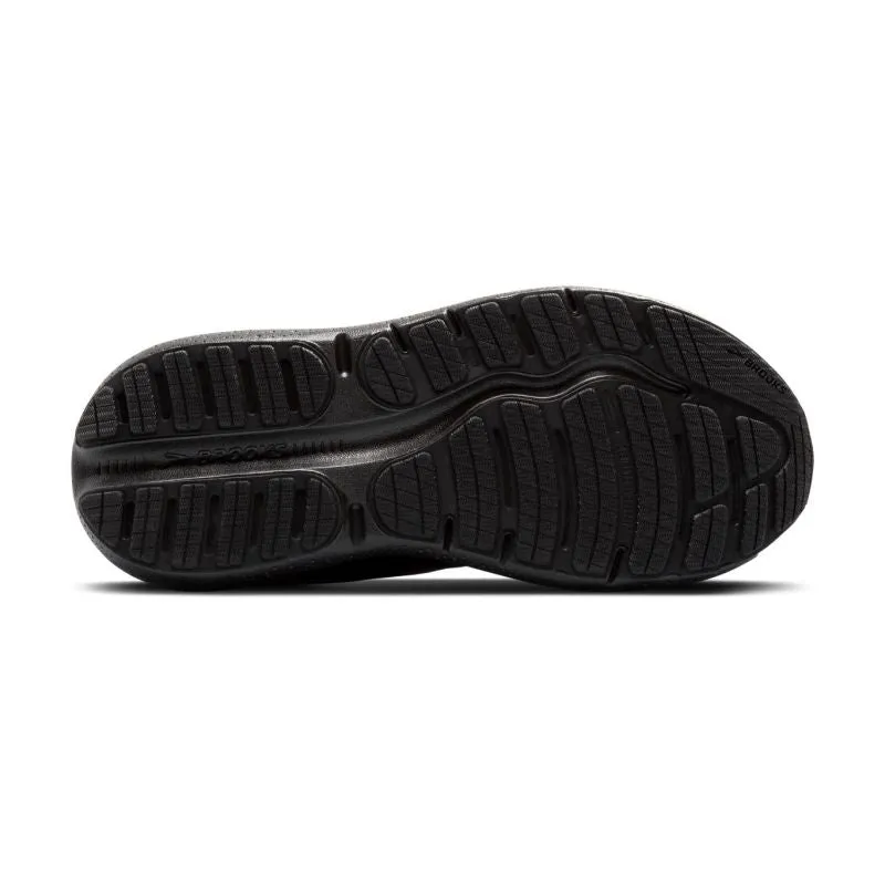 Brooks Ghost Max 2 2E WIDE Mens Running Shoes running in a dock area shoes