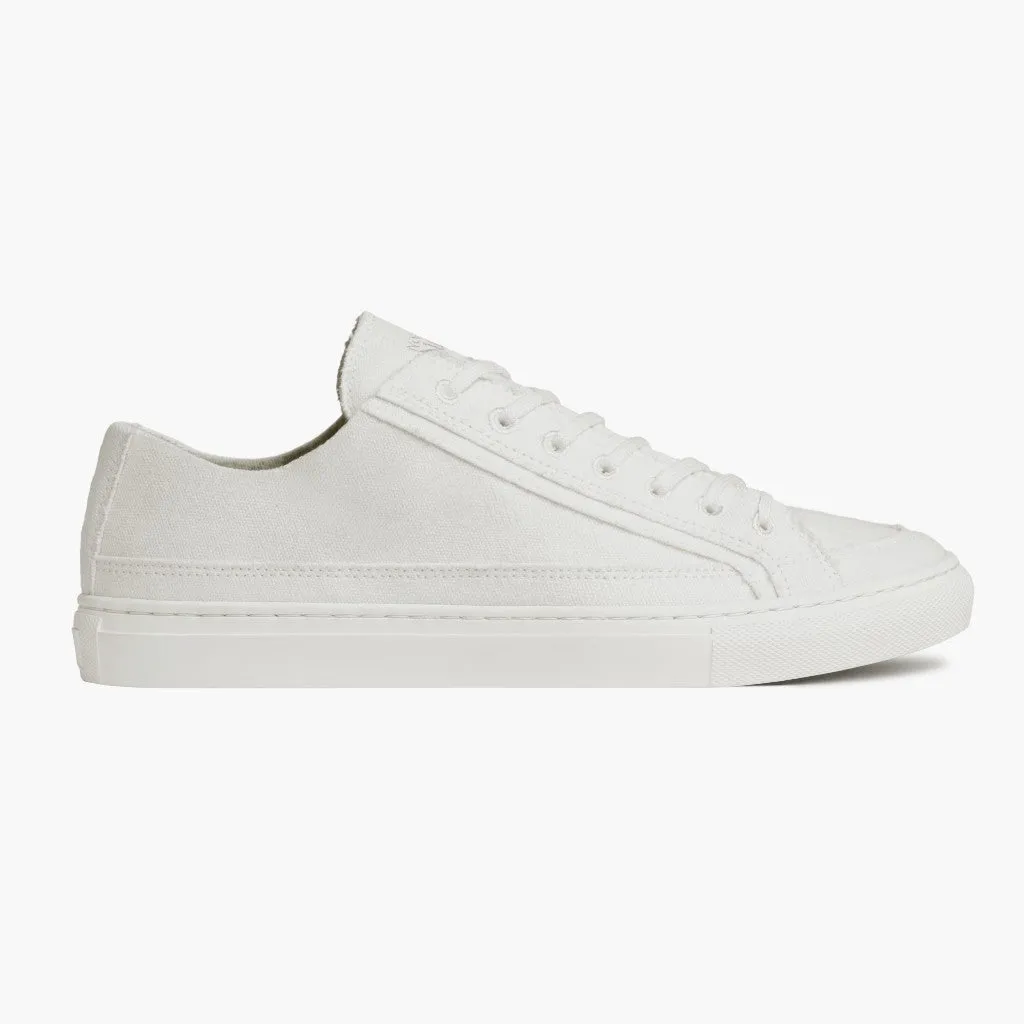 Men's Kicks | Off-White Cat Stroll