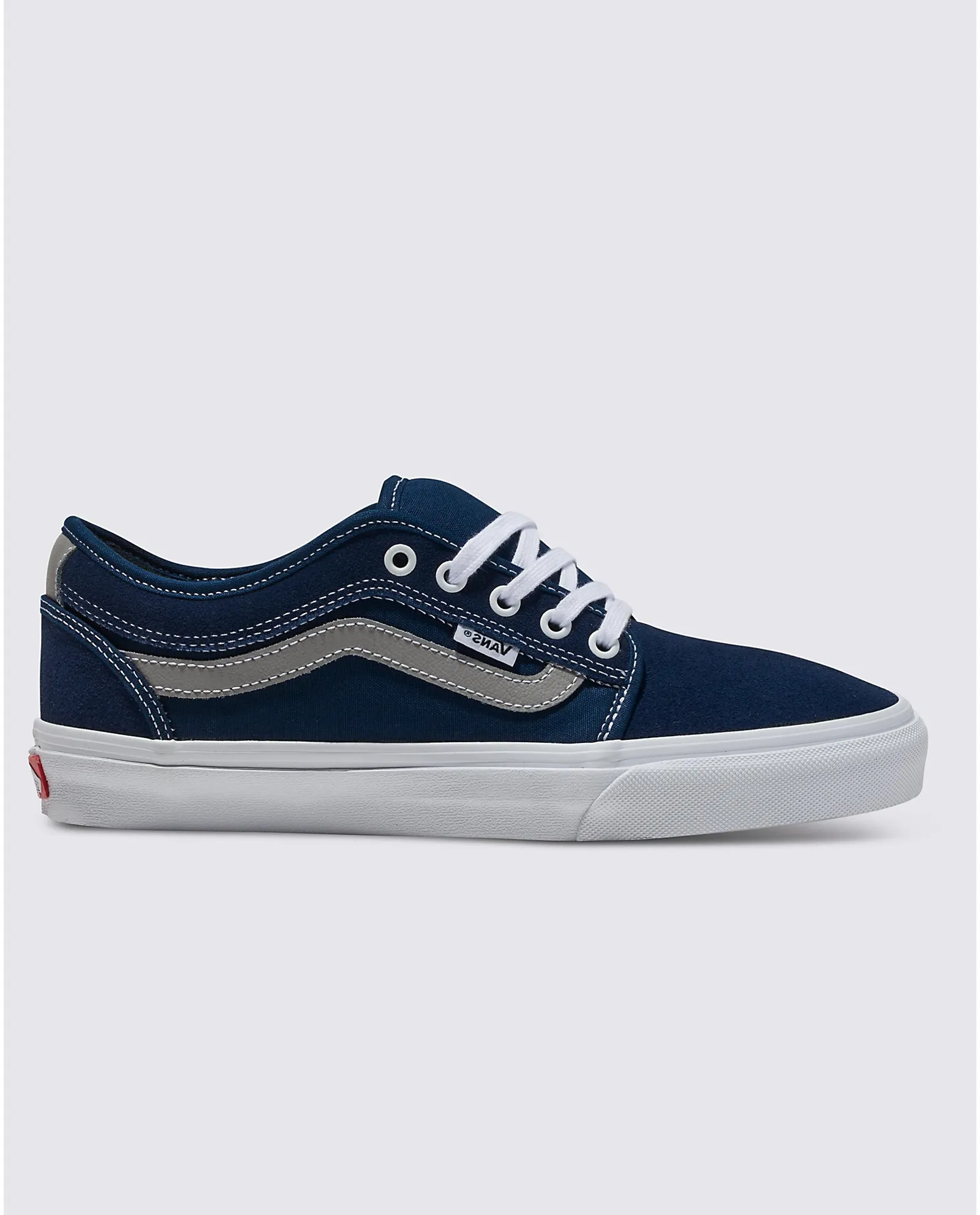 Skate Chukka Low Sidestripe All Rounder Fit Sleek lines
