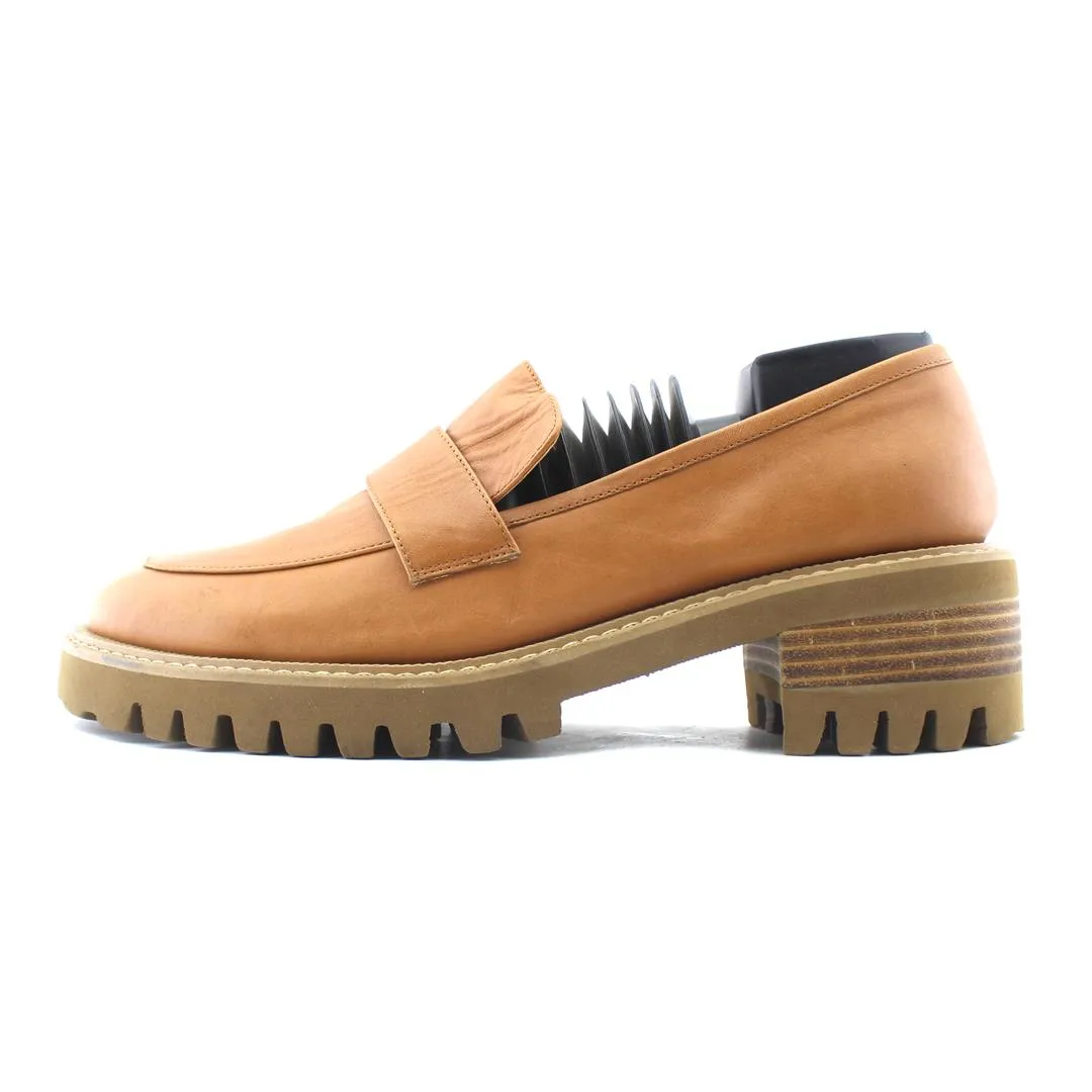 AEROSOLES RONNIE Hold Smooth Neat Path Lane