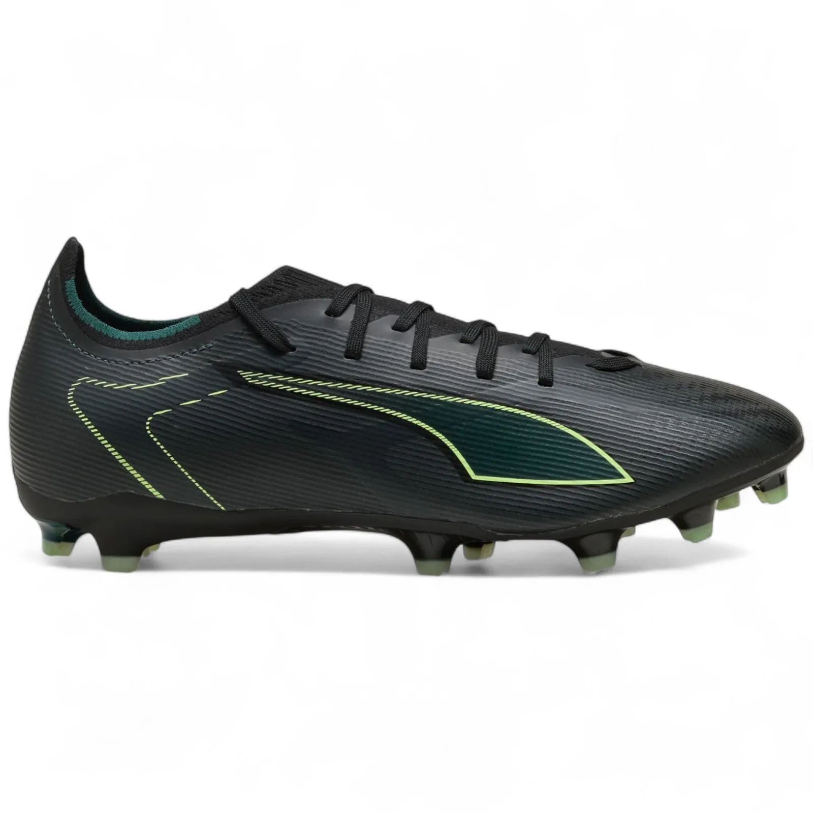 Universal Fit Puma Ultra 6 Match Adults Firm Ground Football Boots