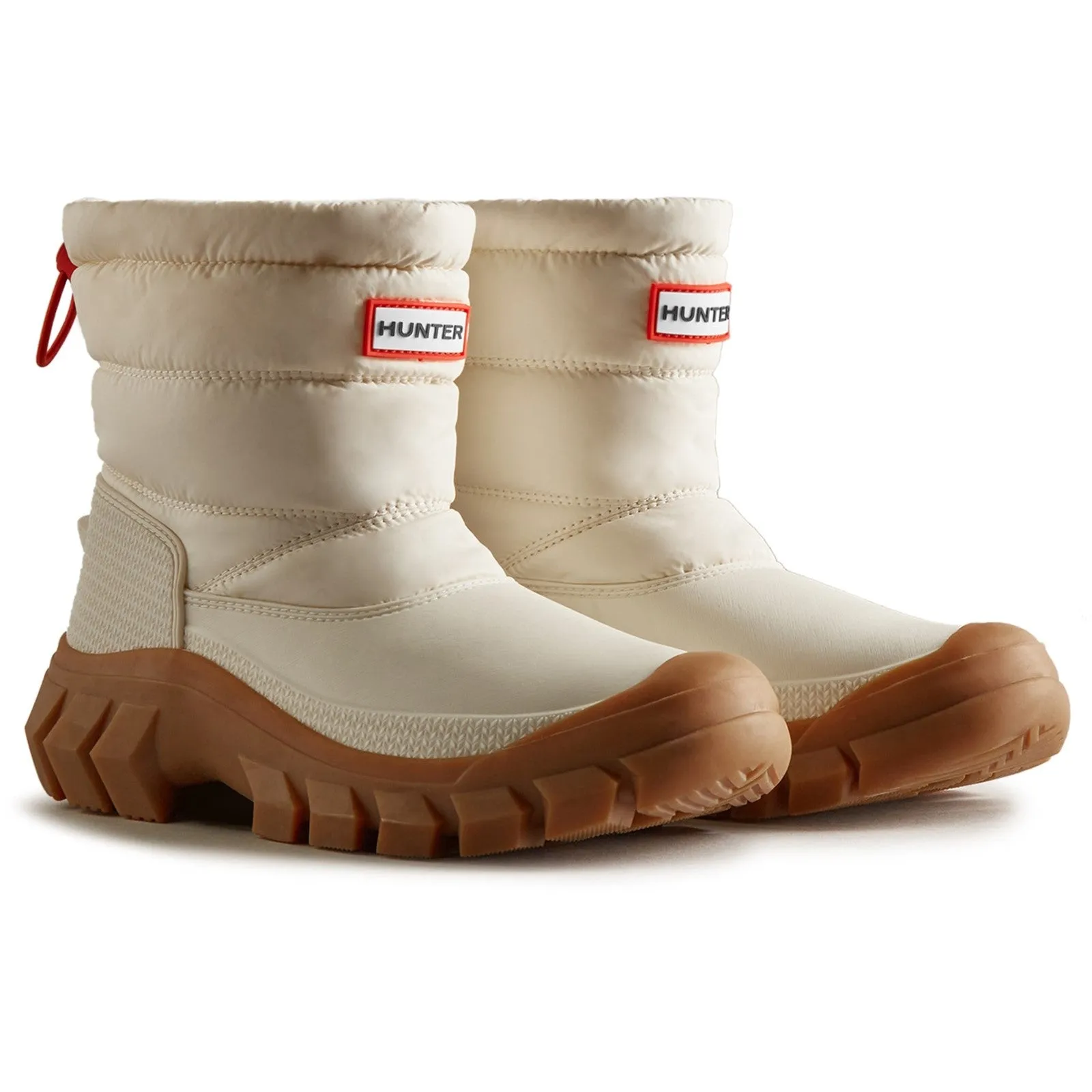 Practical Boots for All Hunter Womens Intrepid Short Snow Boot White