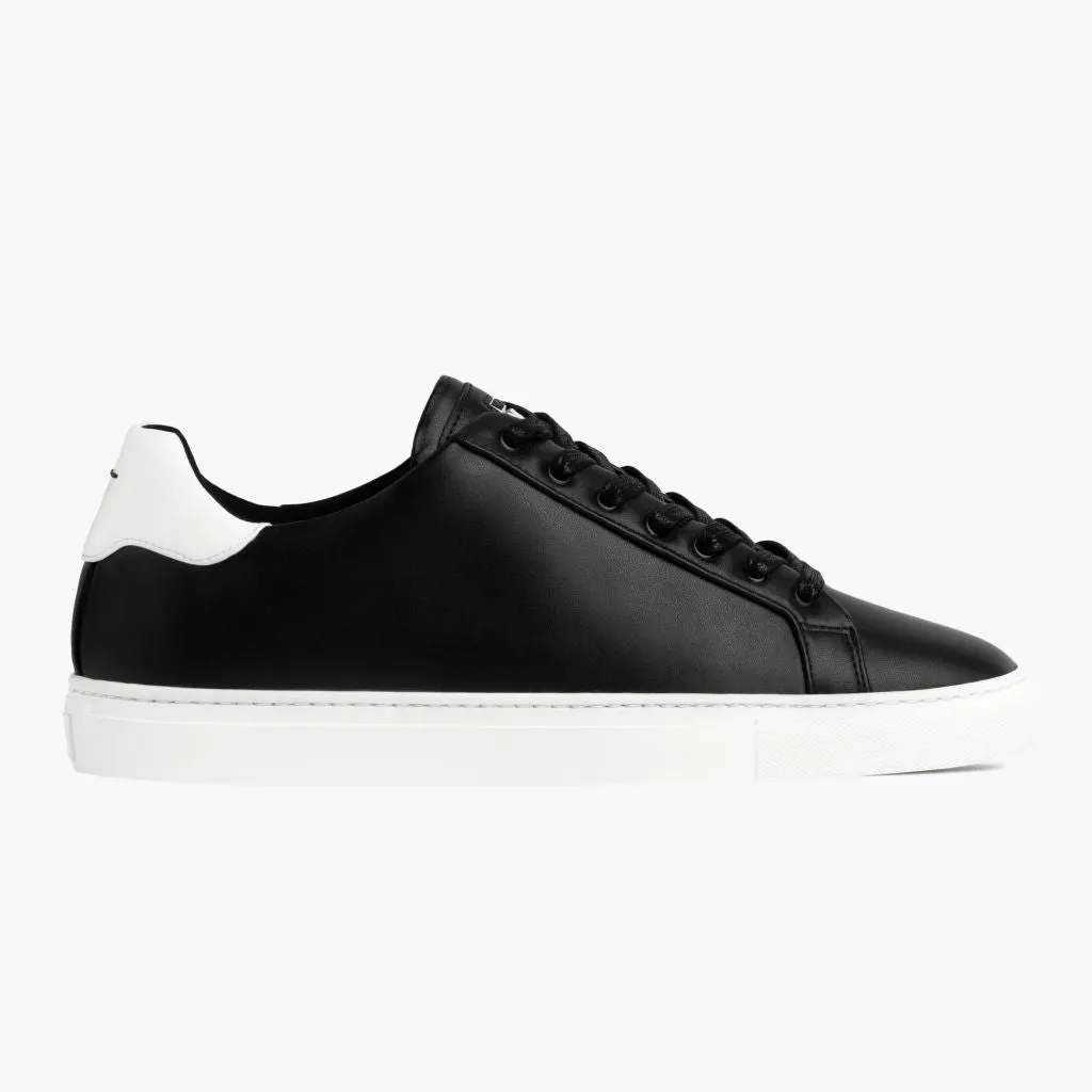 Men's Deluxe | Black x White Slip   Resistant Sole