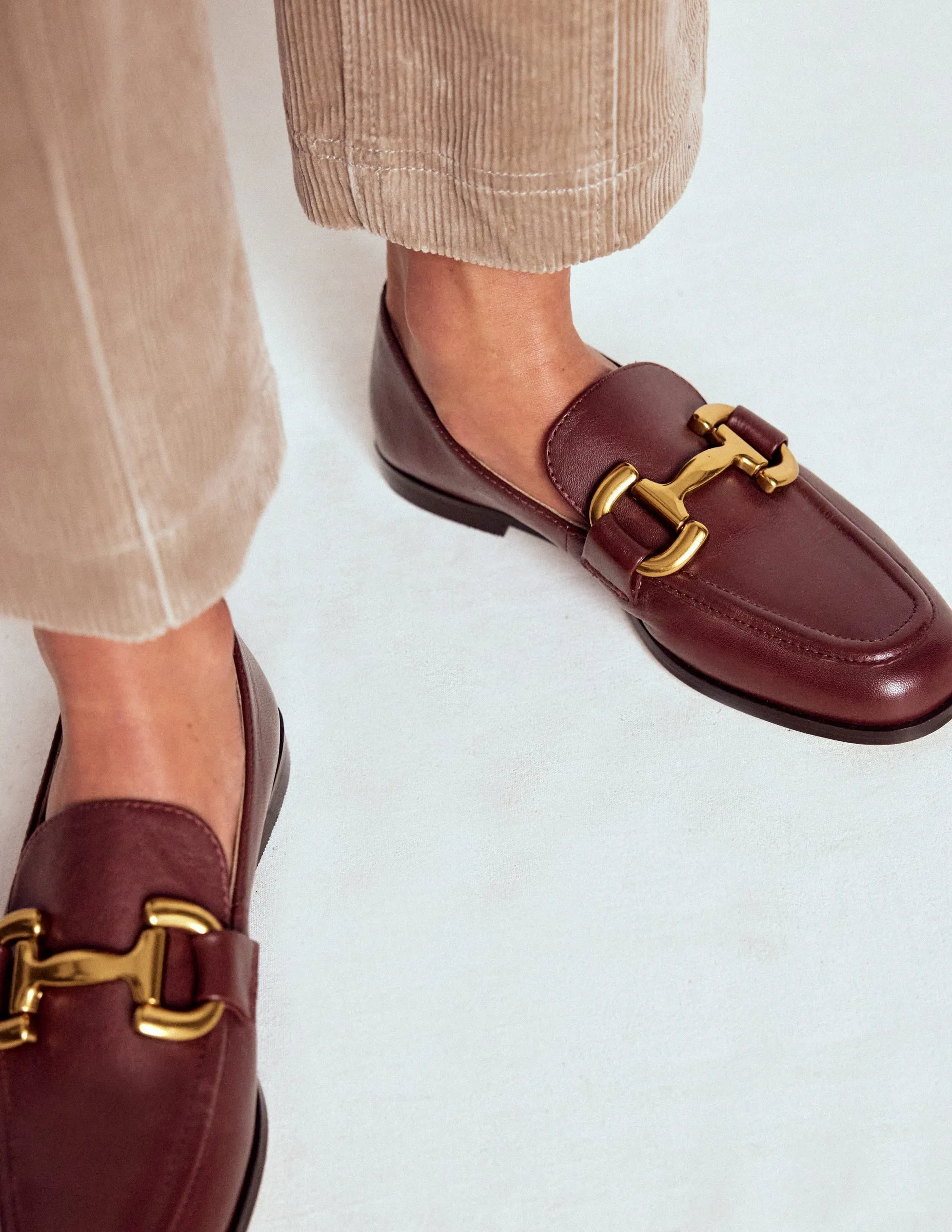 Urban Ease Soft cushion Iris Snaffle Loafers-Oxblood