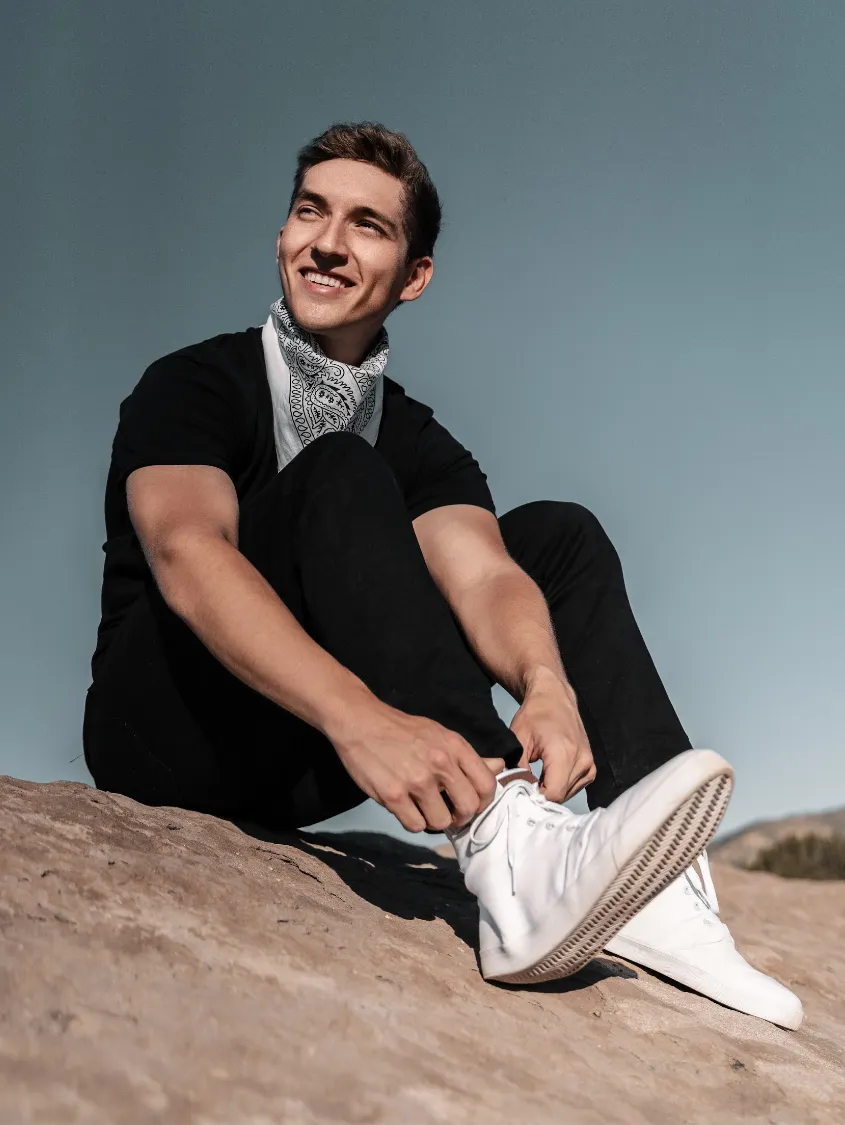 Pose Time Everest Ice High Top