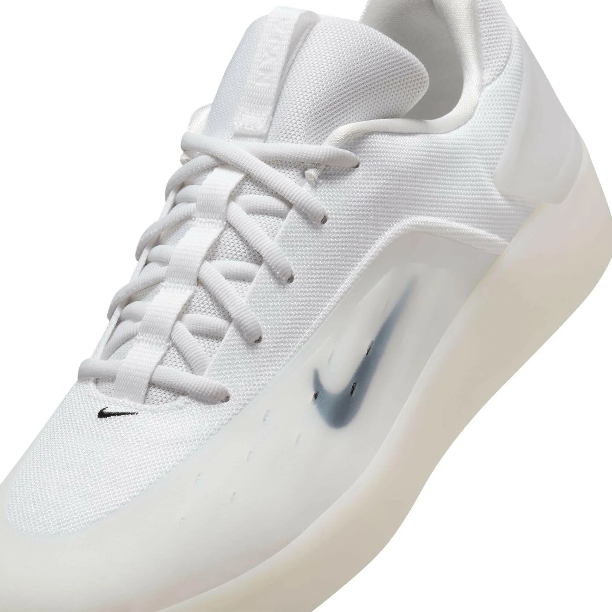 Easy on Easy Slide Nike SB - Nyjah 4 Shoes White/Black