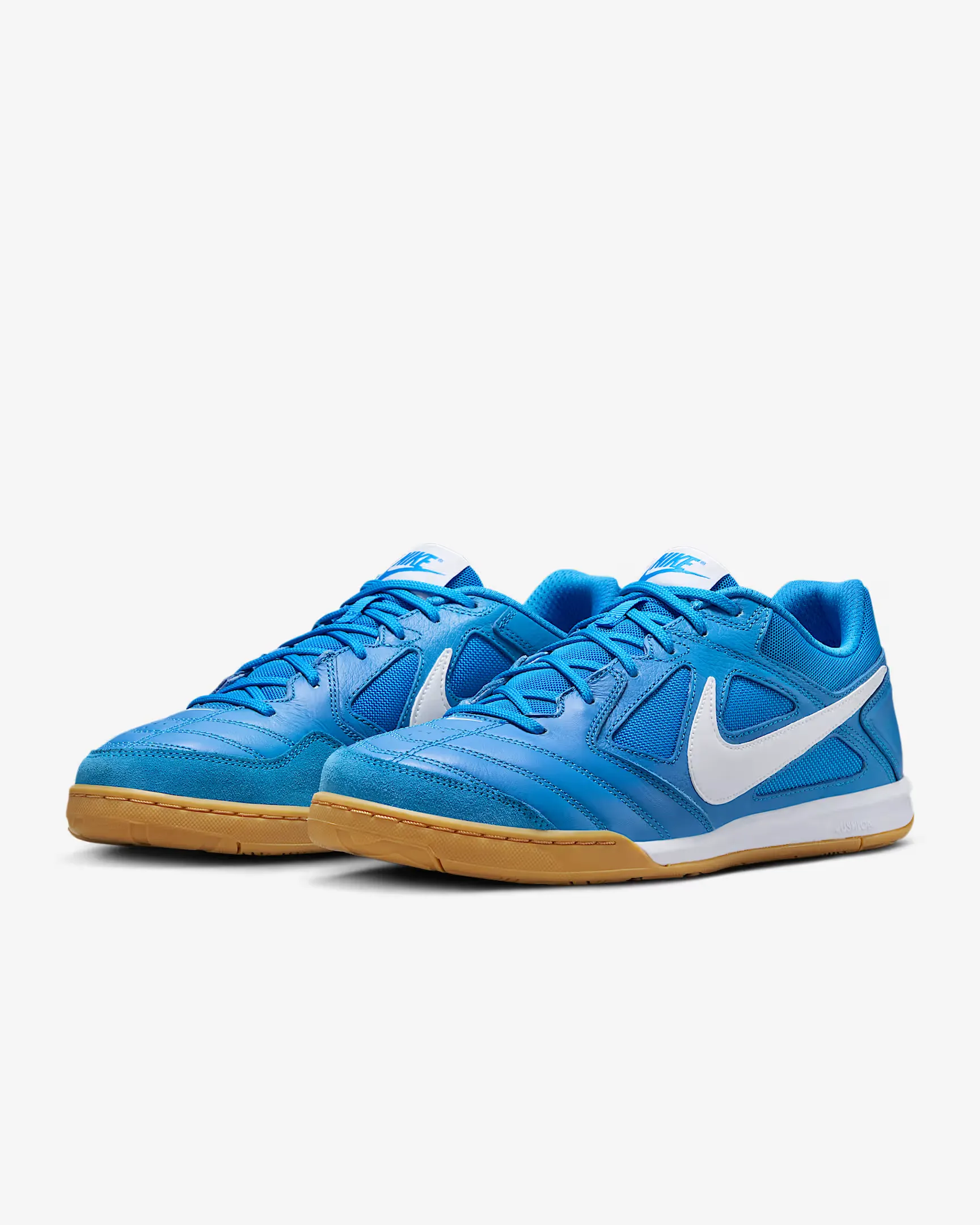 NIKE GATO Turf Training