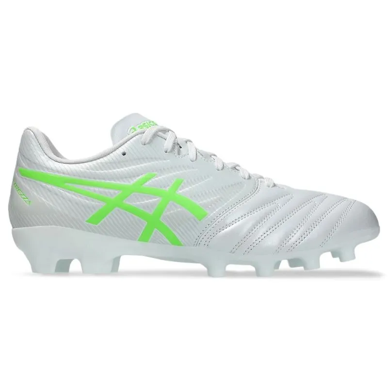 Competitive Play Shooting Practice ASICS Ultrezza Club 3 2E WIDE Adults Football Boots