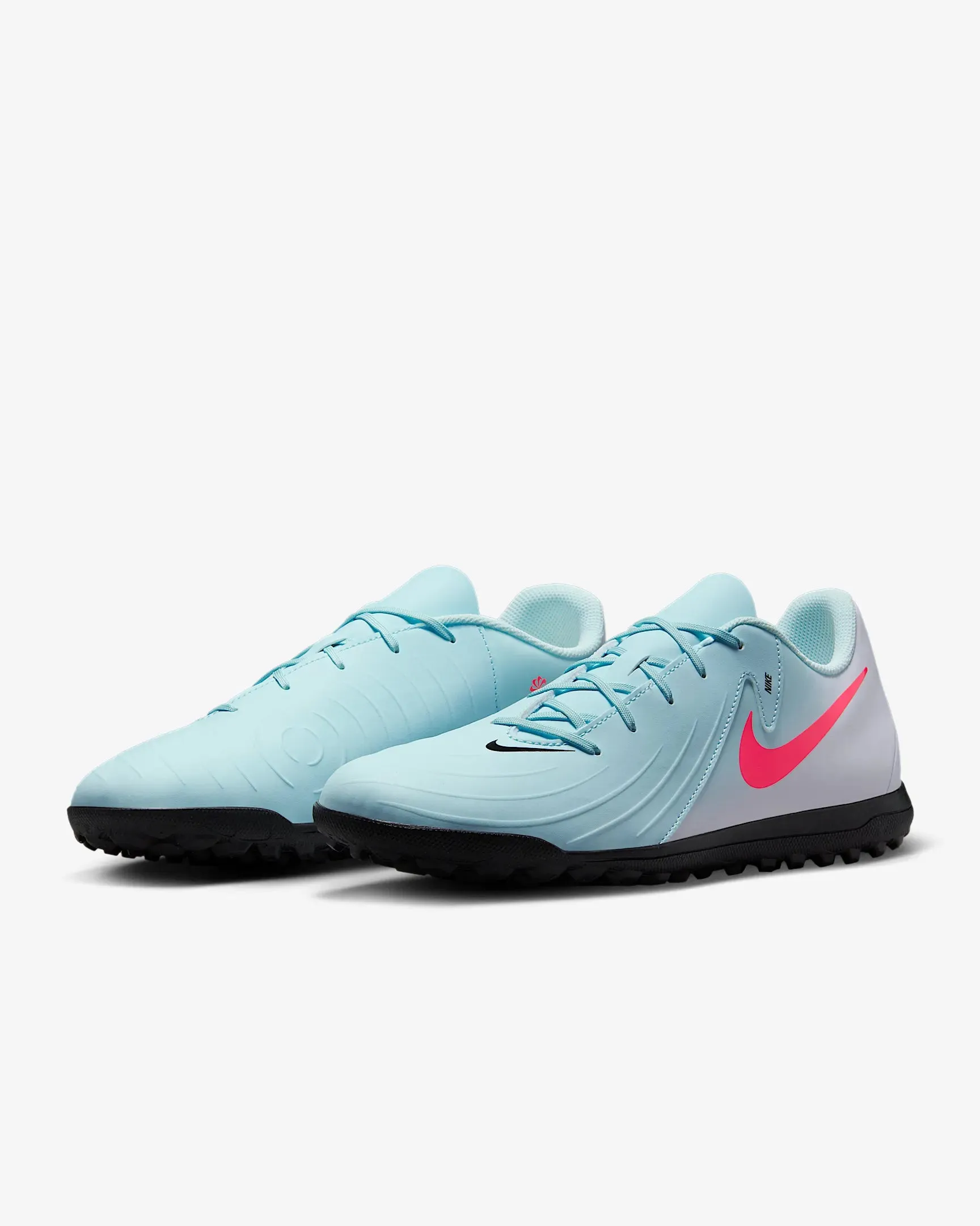 Ankle Supporter Comfortable Foot Phantom GX 2 Club TF Low-Top Soccer Shoes
