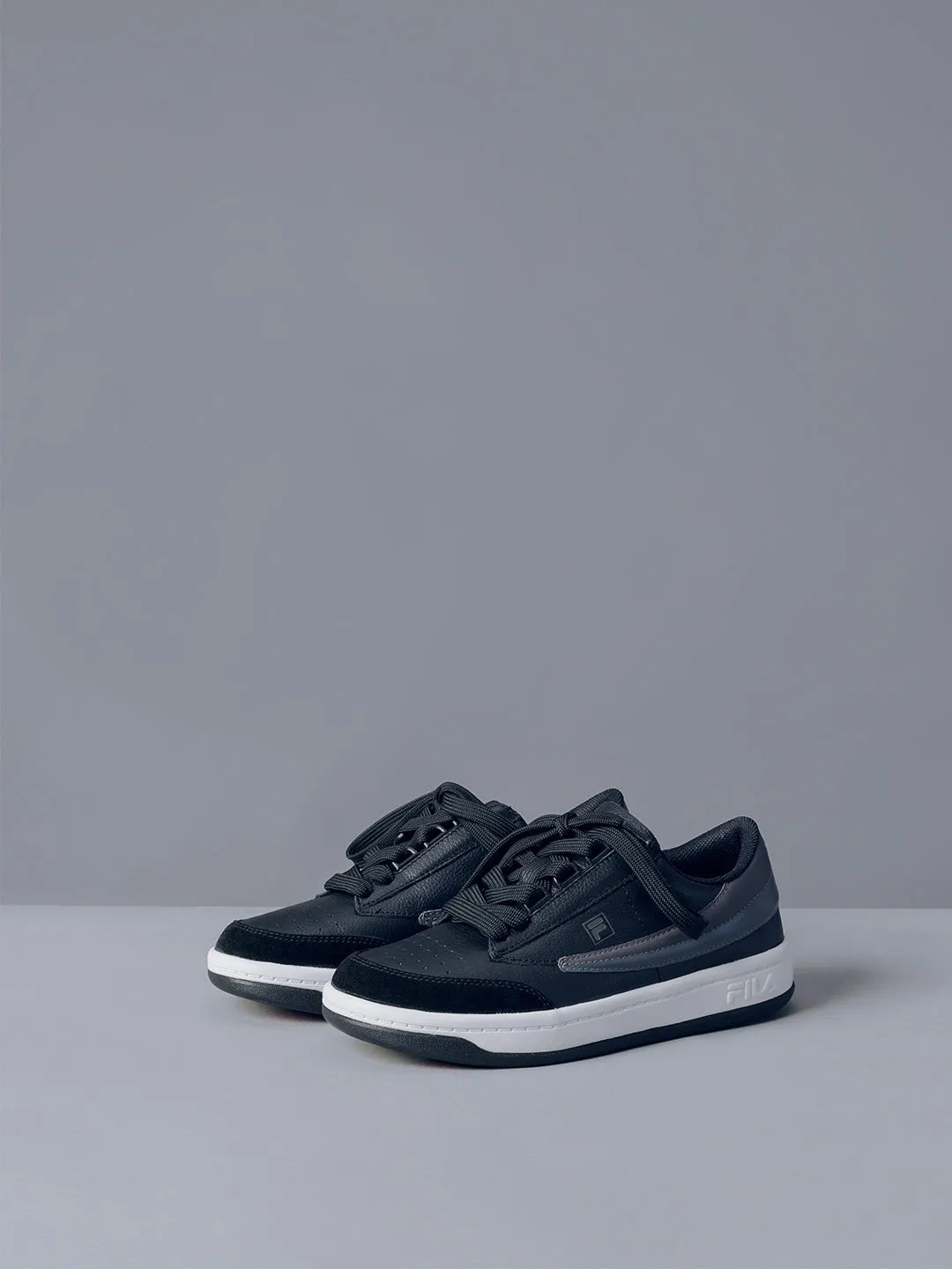 Agile Path Fila MEN BLACK TENN SERVE Shoes