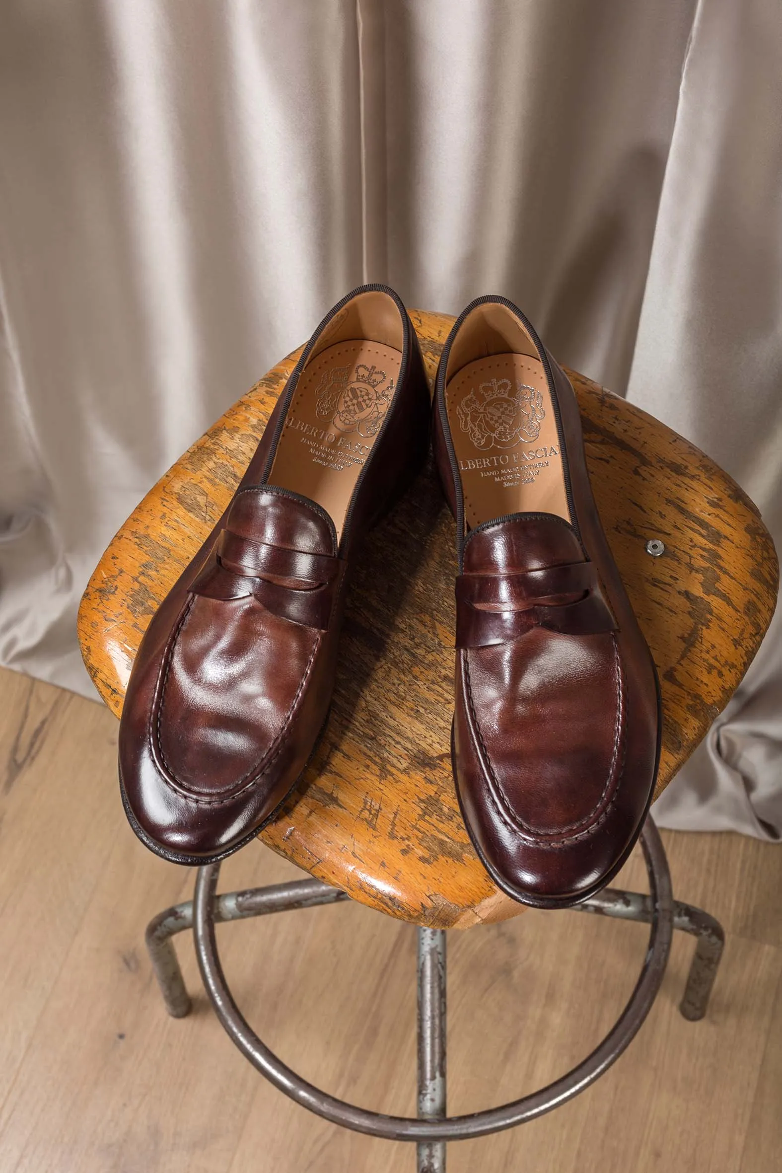 Timeless Look Fashionable Leather BRIAN 61011<br>Dark brown horse loafers