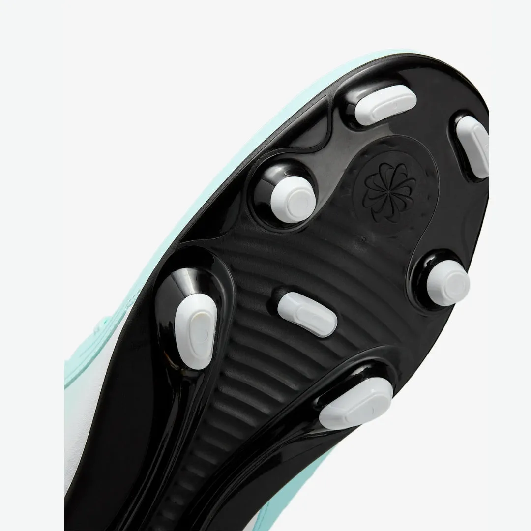 Phantom Luna 2 Club MG High-Top Soccer Shoes Tight Fit Play Comfort