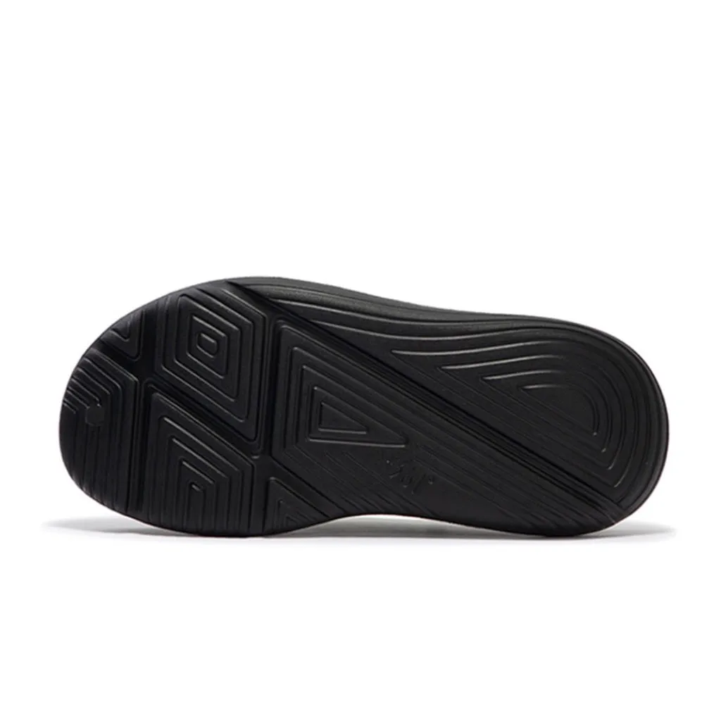 Ventilation Channel Engineering Suede BIG3 Recovery Slide: Obsidian Black