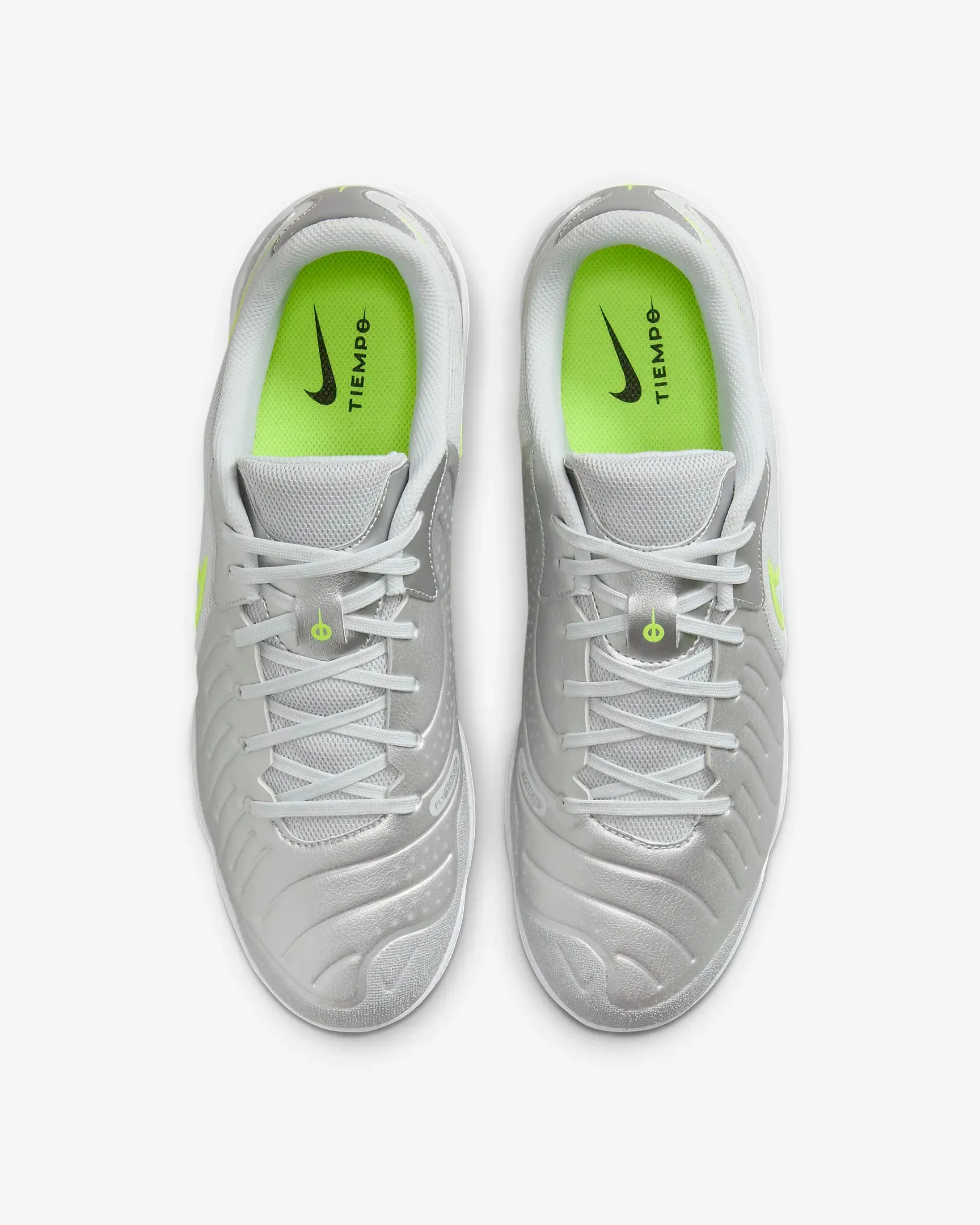 Soft Terrain Grip Traction LEGEND 10 ACADEMY IC