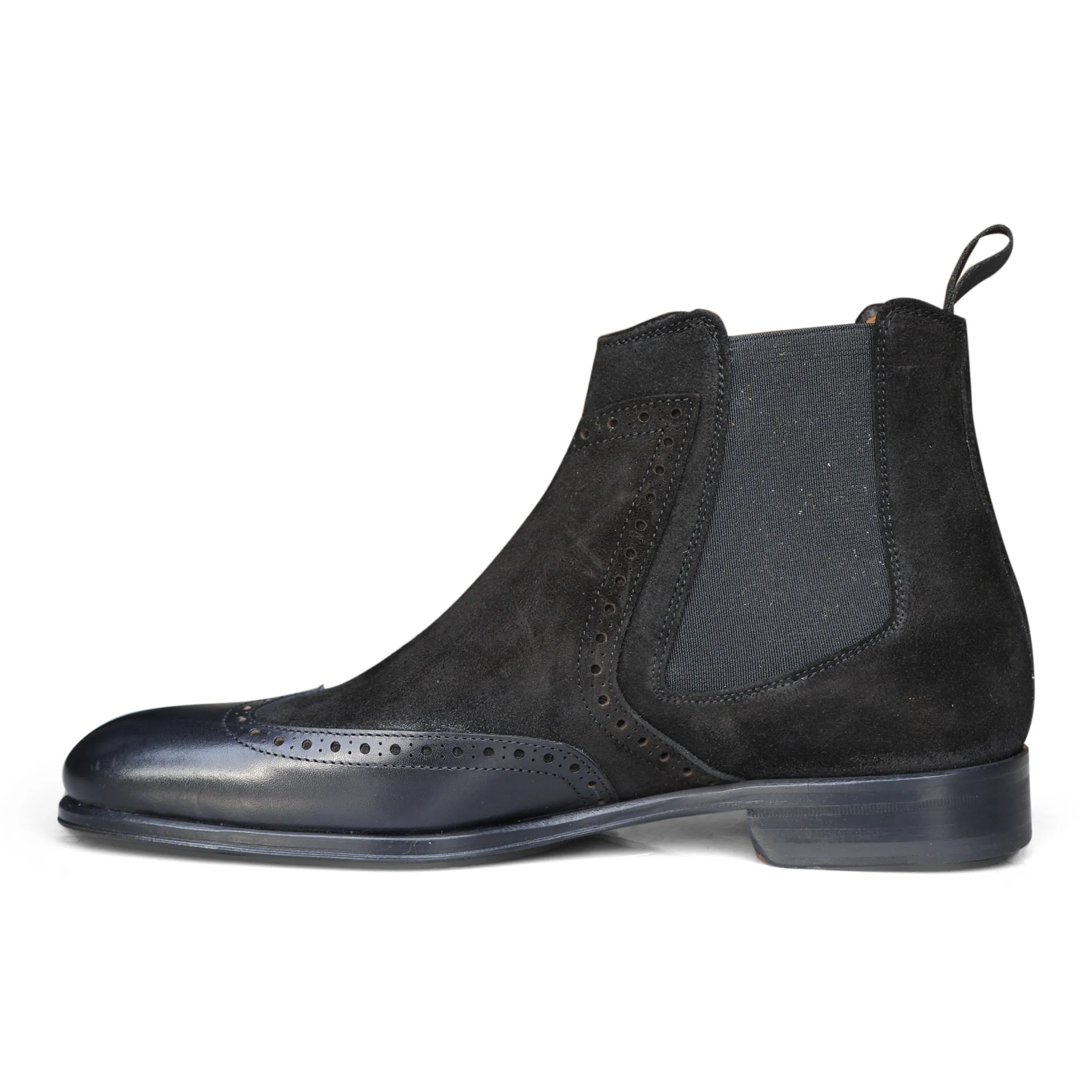 1142 - Bitols Suede Nero Airport Style Commute Wear