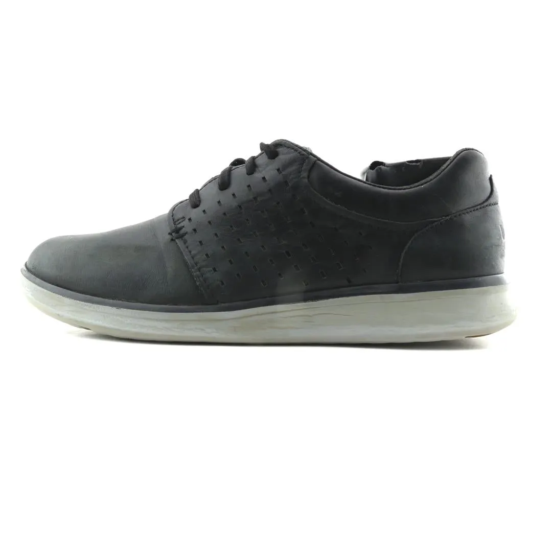 UGG  HEPNER PERFORATED COMBO TREADLITE Workday Look Moisture wicking