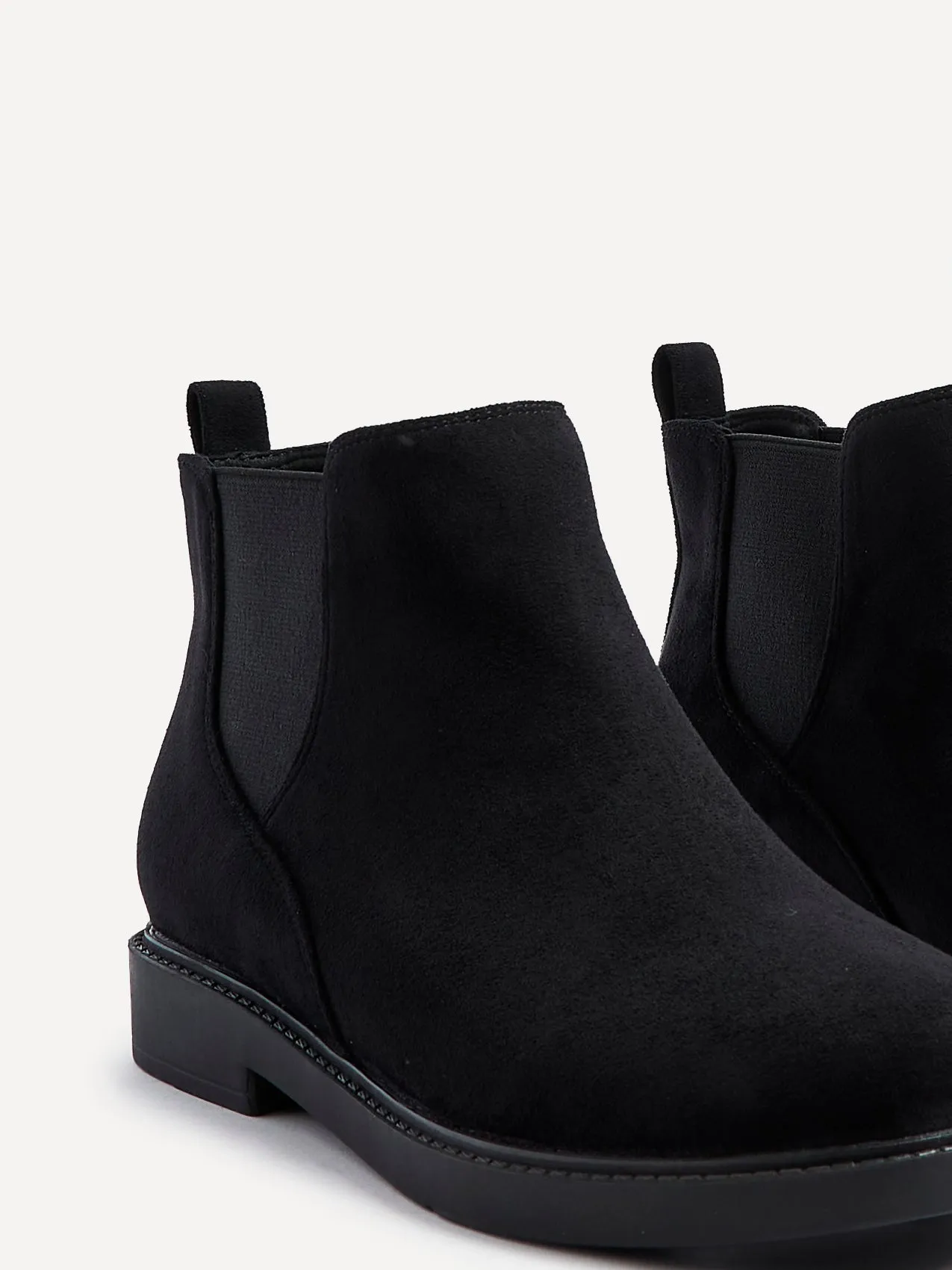 FAUNA Rubber Sole Everyday Boot Style